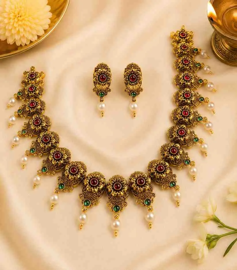 5647 Antique Gold Plated Flower Design Necklace with Earrings