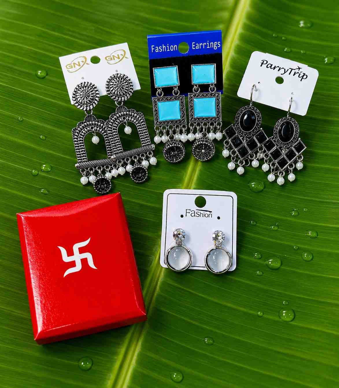 7010 - 4 Pair Stylish Earrings Combo Set
