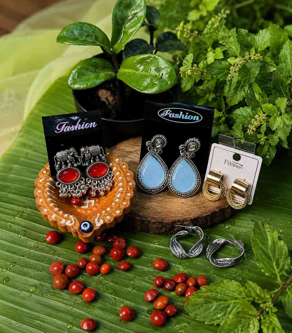 7043- 4 Pair Stylish Earrings Combo Set