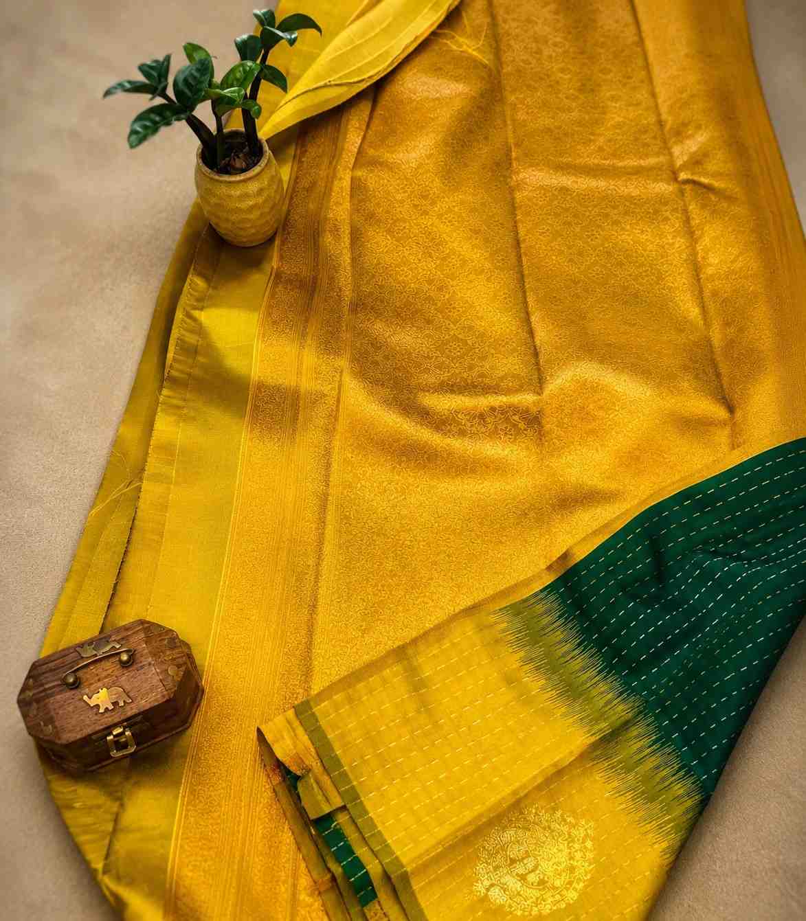 2204 Small Checks Soft Silk Saree - Green with Mustard Yellow