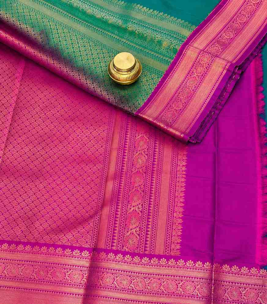 2206 Sea Green and Magenta Semi Gadwal Silk Saree with Zari Buttas and Rich Contrast Border