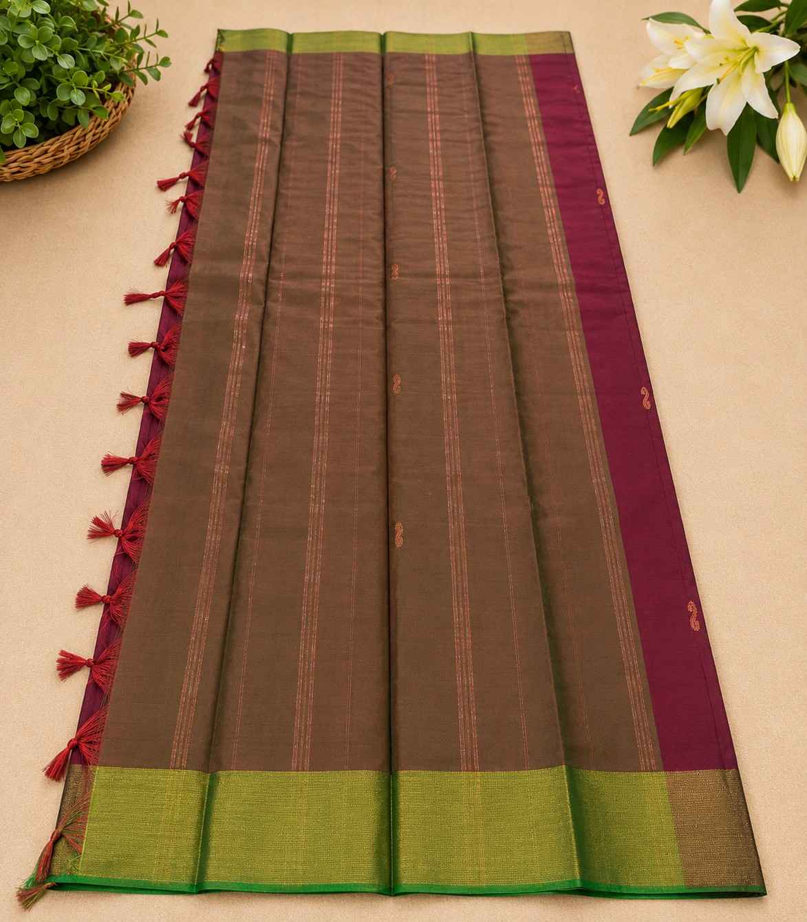 2234 Maroon Cotton Silk Saree with Contrast Green Border