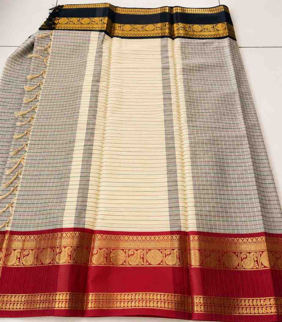 2248-banarasi-semi-katan-check-pattern-silk-saree-with-contrasting-ganga-jamuna-zari-border
