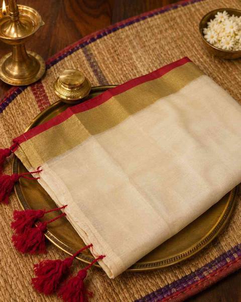 2249 Red and Traditional Cream Mulmul Cotton Onam Saree — shop at GeeStores