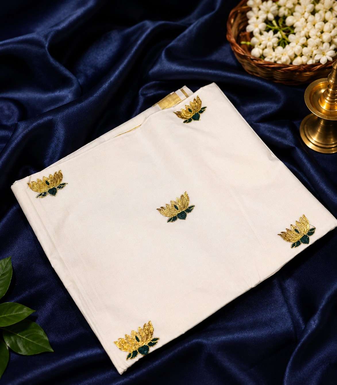 2260-kerala-saree-with-gold-zari-border-and-decorative-floral-embroidery