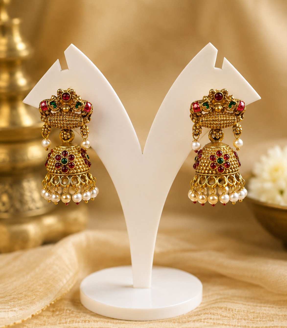 6627-antique-gold-plated-temple-jewelry-set-with-lakshmi-pendant-haram-with-kemp-stones-pearl-drops