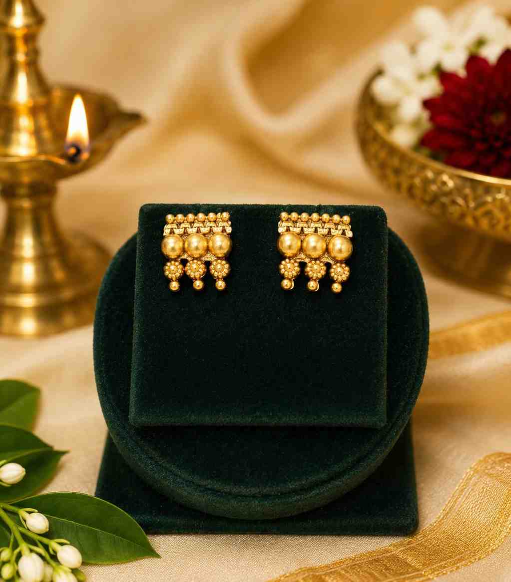 5641-traditional-ball-design-necklace-set